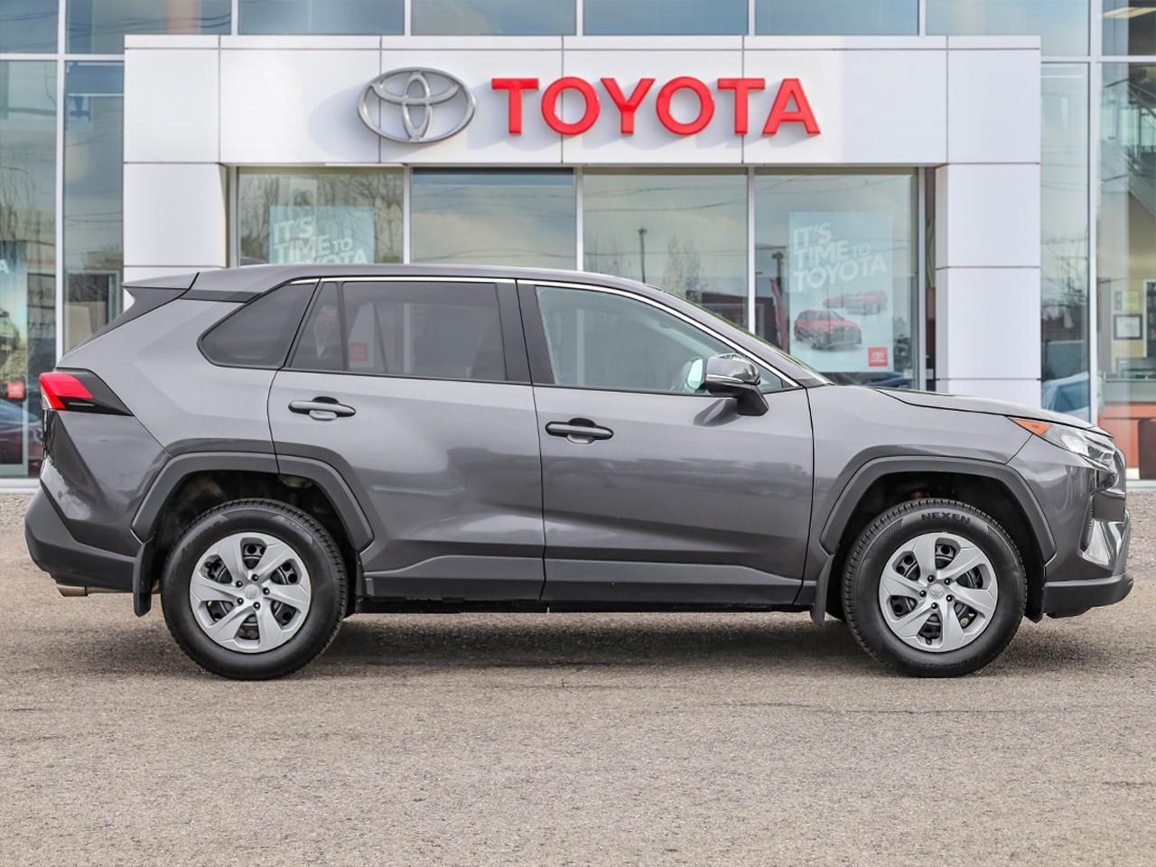2024 Toyota RAV4 LE NO ACCIDENTS-HEATED CLOTH SEATS-LANE KEEP ASSIST-BACK UP CAMERA- Photo