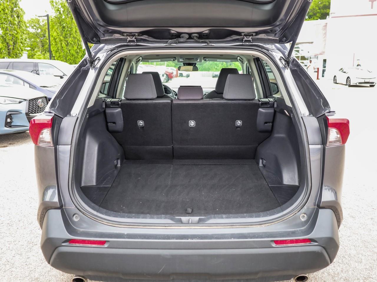 2024 Toyota RAV4 LE NO ACCIDENTS-HEATED CLOTH SEATS-LANE KEEP ASSIST-BACK UP CAMERA- Photo
