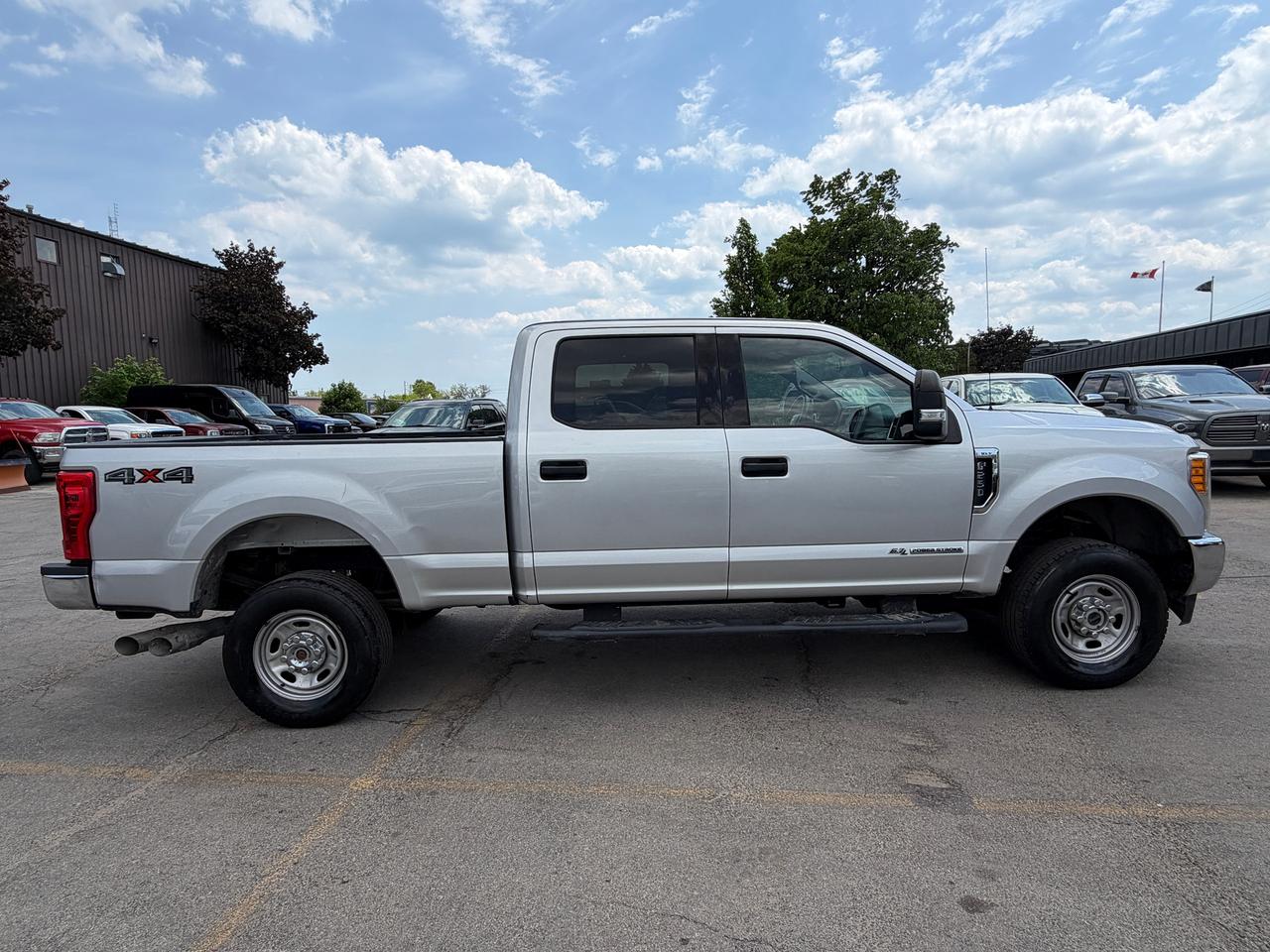 2017 Ford SUPER DUTY F-250 SRW XLT DIESEL 6.75' Box Photo