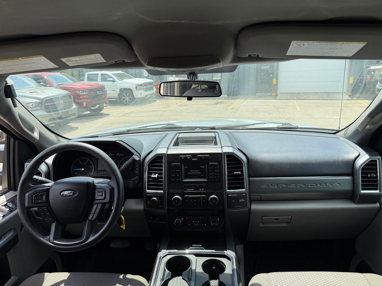 2017 Ford SUPER DUTY F-250 SRW XLT DIESEL 6.75' Box Photo
