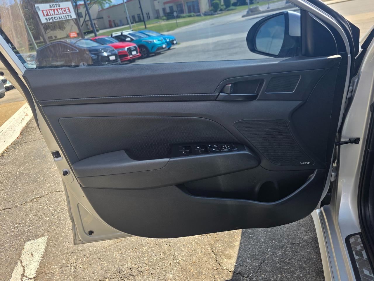 2018 Hyundai Elantra Sport Tech LOADED | ONE OWNER | ACCIDENT FREE | LOW KMS Photo