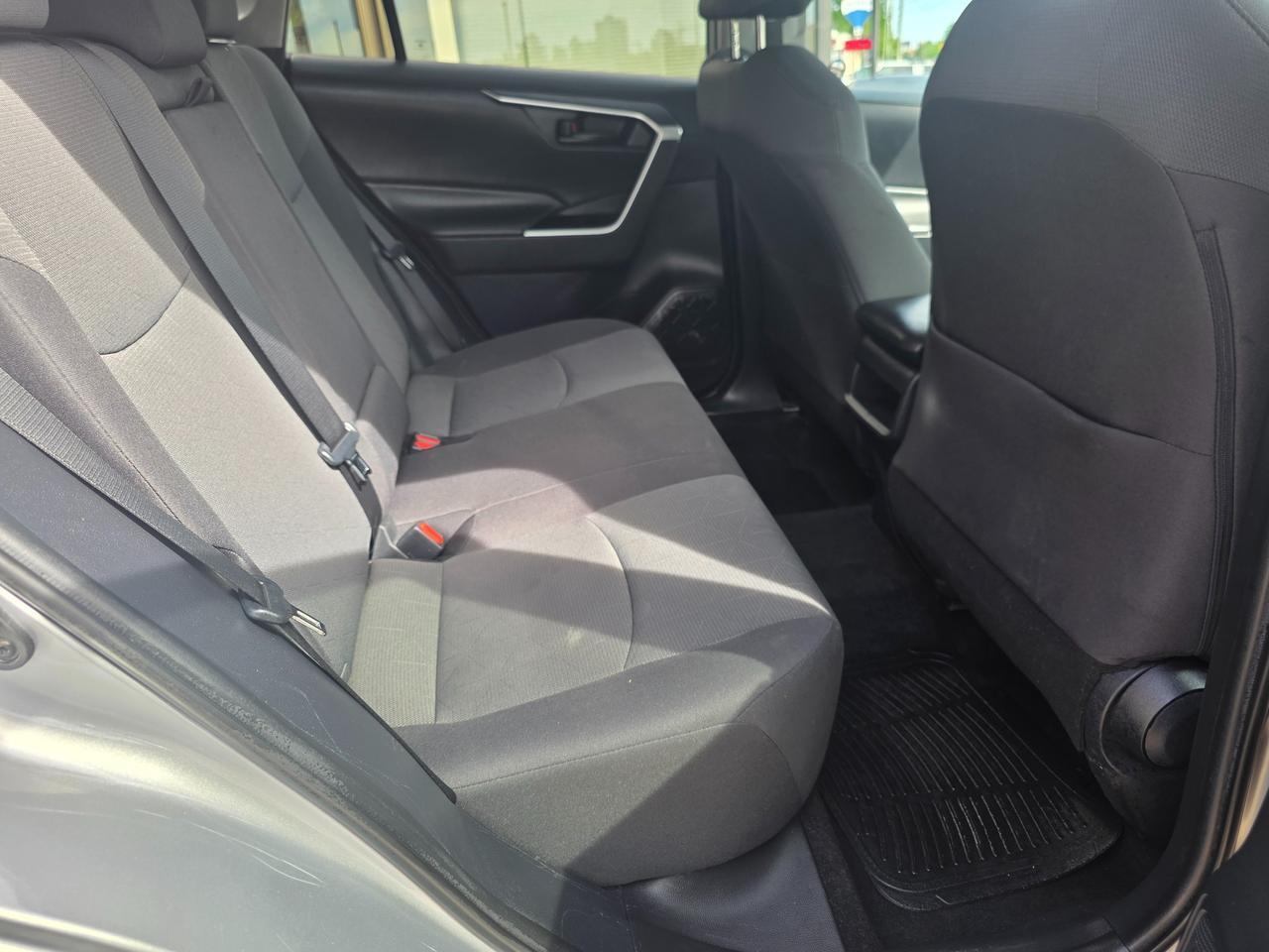 2019 Toyota RAV4 LE AWD | Dealer Serviced | Heated Seats | Backup Camera Photo