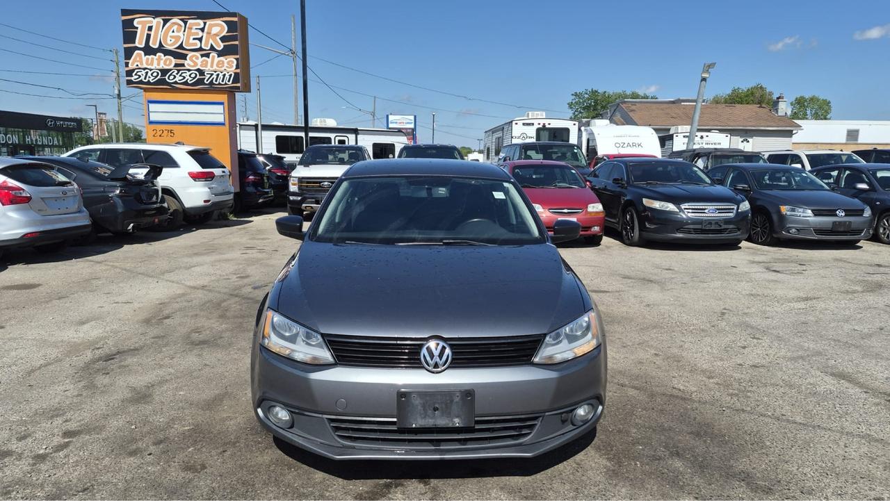 2013 Volkswagen Jetta Trendline+, SEDAN, AUTO, 4 CYL, AS IS SPECIAL Photo