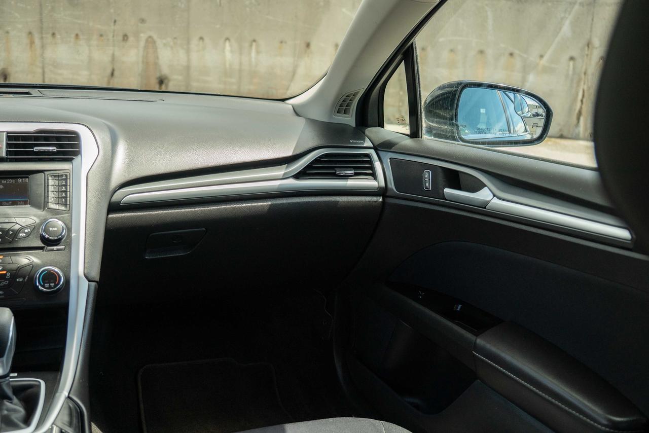 2014 Ford Fusion SE Photo