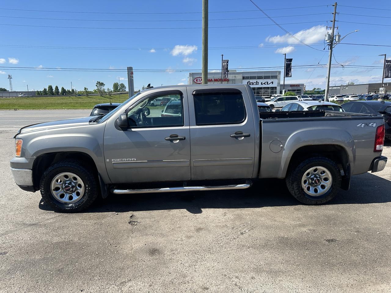 2009 GMC Sierra 1500 4X4, CREW CAB, TRANSMISSION NEEDS REPAIR, AS IS Photo