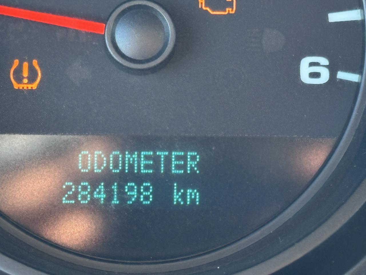 2009 GMC Sierra 1500 4X4, CREW CAB, TRANSMISSION NEEDS REPAIR, AS IS Photo