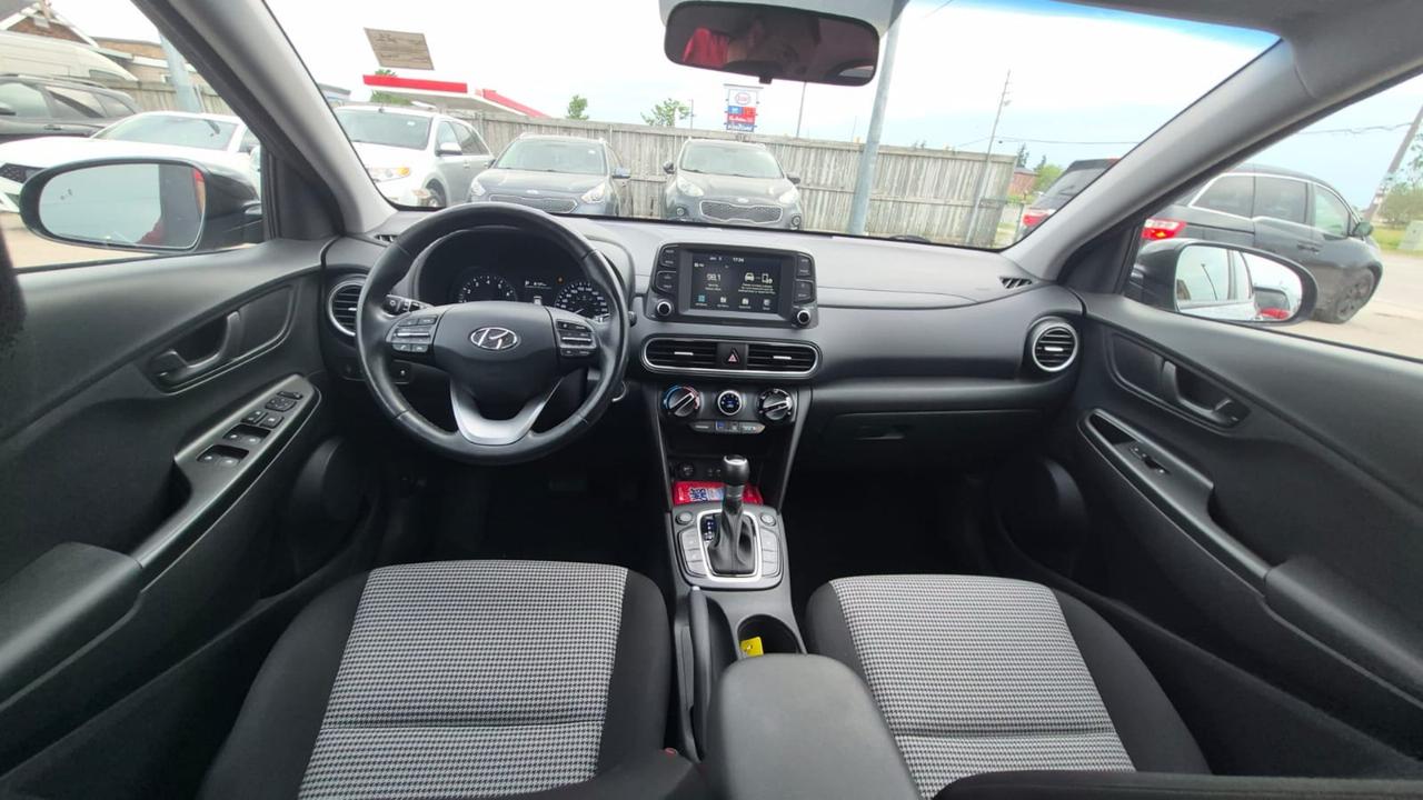 2021 Hyundai KONA TREND, ALLOYS, 2 SETS TIRES, ONLY 77KMS, CERTIFIED Photo