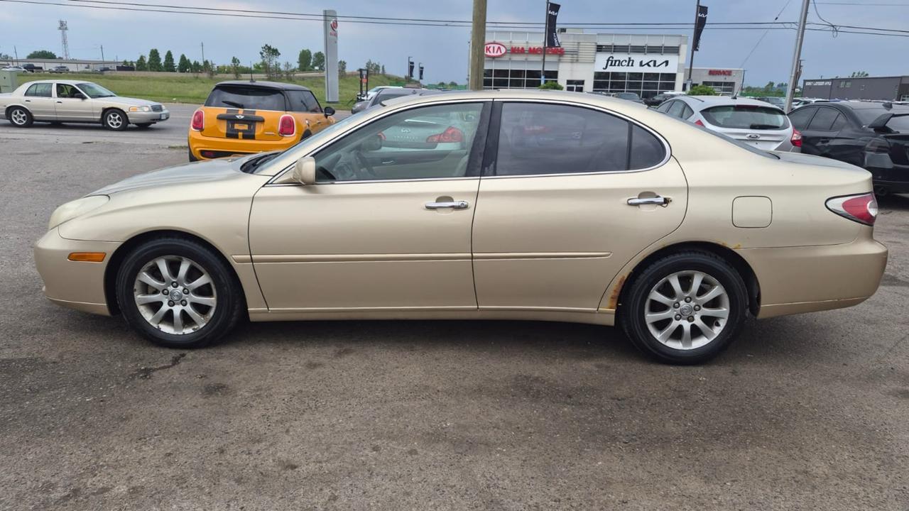 2002 Lexus ES 300 LEATHER, LOADED, RELIABLE, RUNS WELL, AS IS Photo