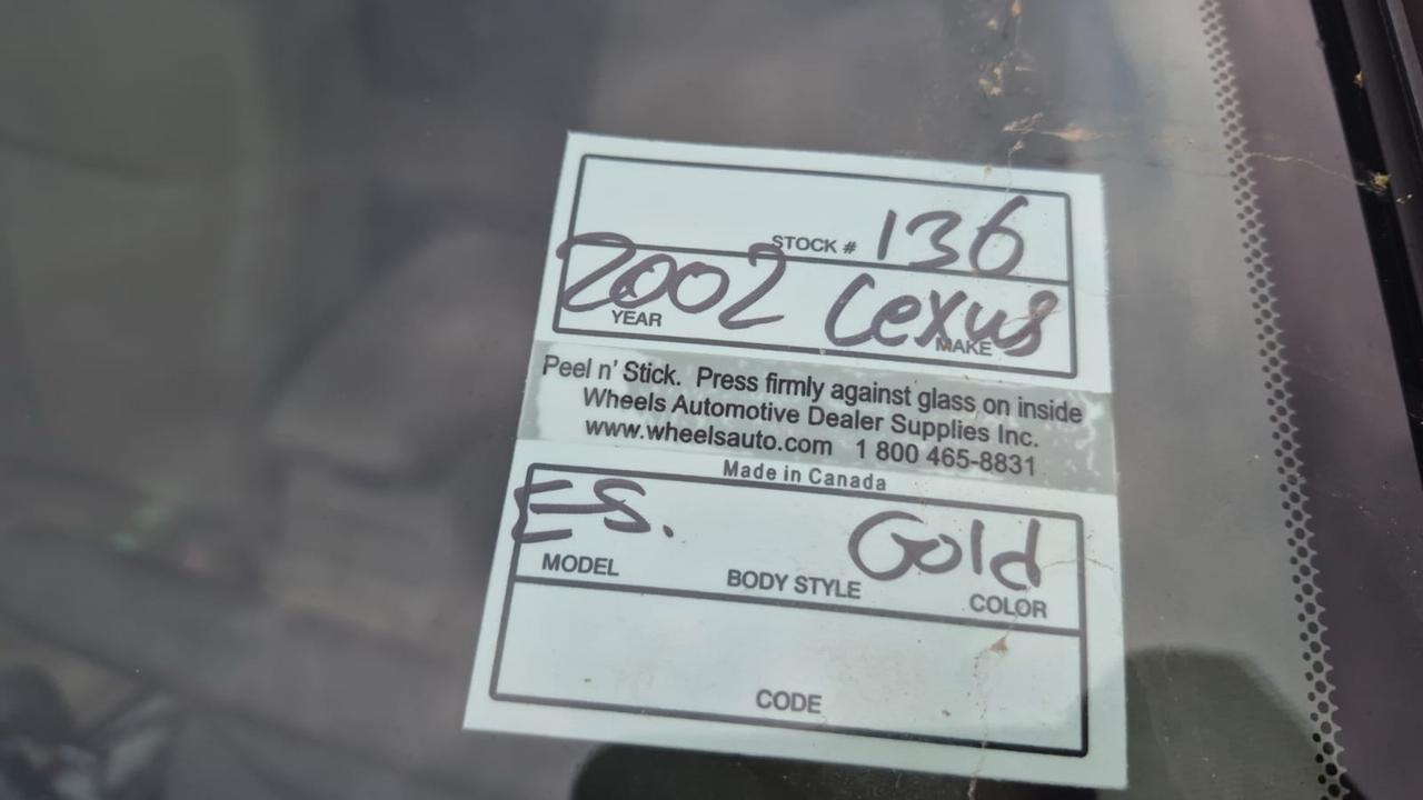 2002 Lexus ES 300 LEATHER, LOADED, RELIABLE, RUNS WELL, AS IS Photo