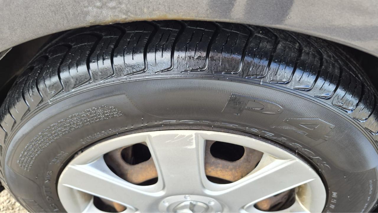 2006 Mazda MAZDA3 GX, SEDAN, LOW KMS, AUTO, ONLY 67,000KM, CERT Photo