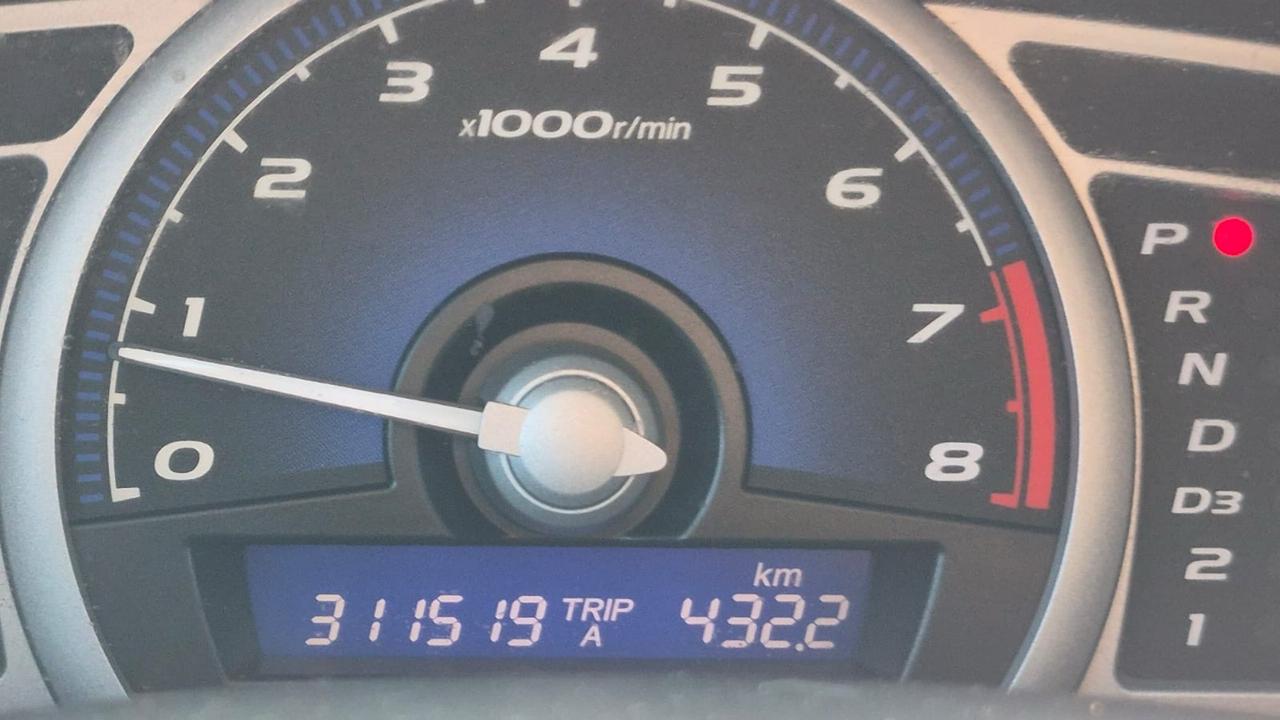 2008 Honda Civic LX, COUPE, AUTO, 4 CYL, RUNS WELL, AS IS Photo