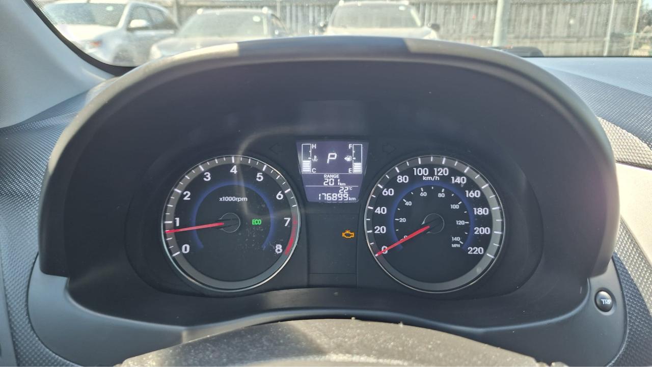 2016 Hyundai Accent HATCHBACK, AUTO, 4 CYL, RUNS WELL, CERTIFIED Photo
