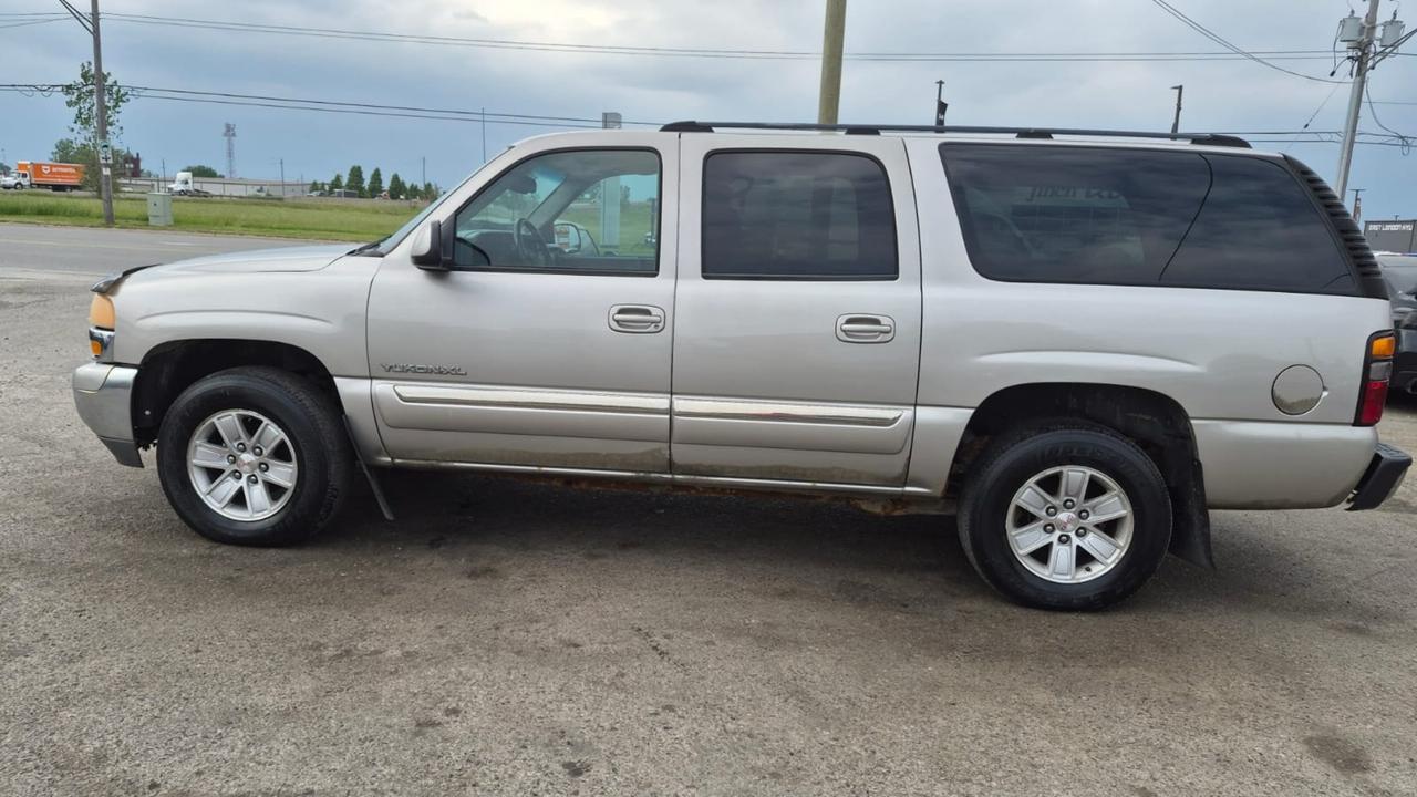 2004 GMC Yukon XL SLE 4X4, V8, EXTENDED, 7 PASS, RUNS WELL, AS IS Photo