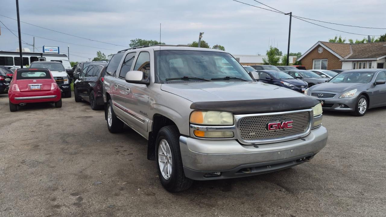 2004 GMC Yukon XL SLE 4X4, V8, EXTENDED, 7 PASS, RUNS WELL, AS IS Photo