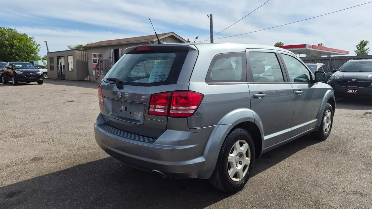 2010 Dodge Journey SE, LOW KMS, ONLY 82,000KMS, AUTO, 4 CYL, CERT Photo3