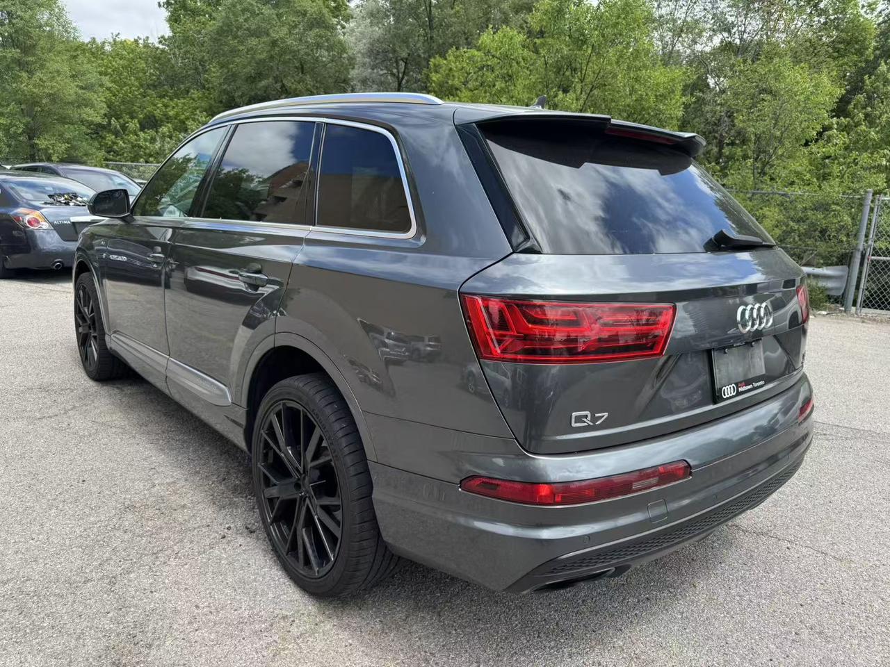 2017 Audi Q7 quattro 4dr 3.0T Technik Photo
