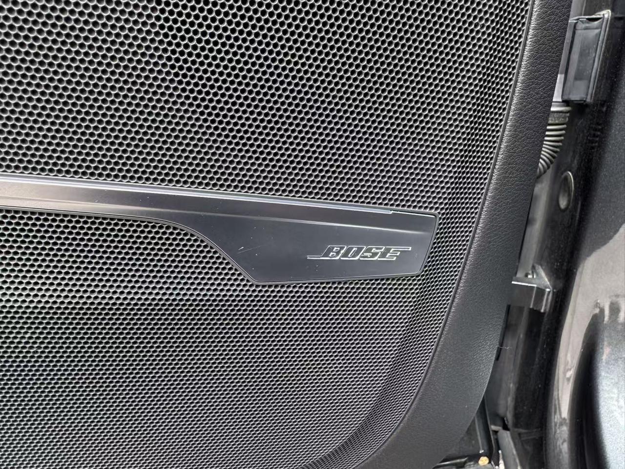 2017 Audi Q7 quattro 4dr 3.0T Technik Photo