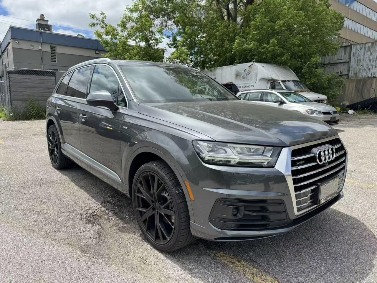 2017 Audi Q7 quattro 4dr 3.0T Technik Photo