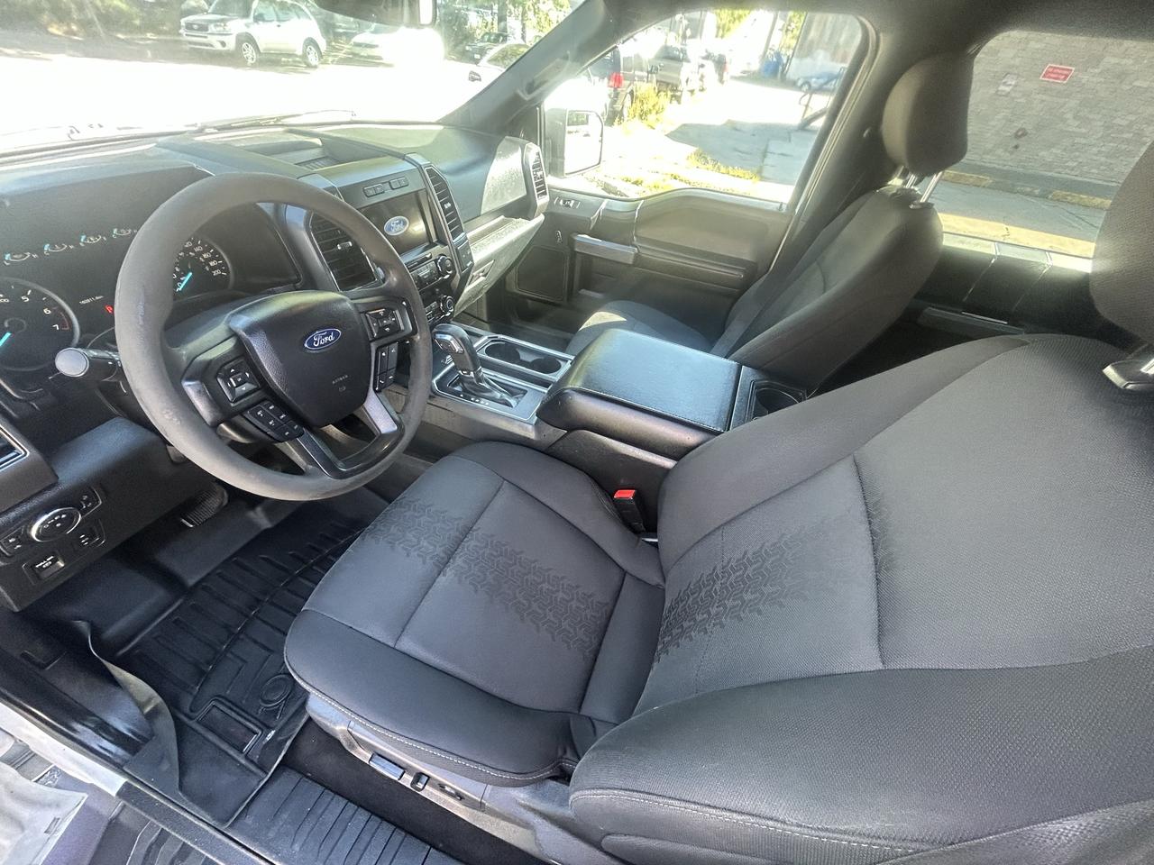 2020 Ford F-150 XLT Photo