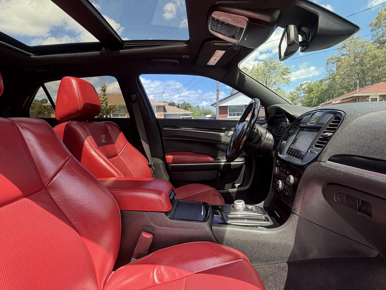 2021 Chrysler 300 300S AWD Photo