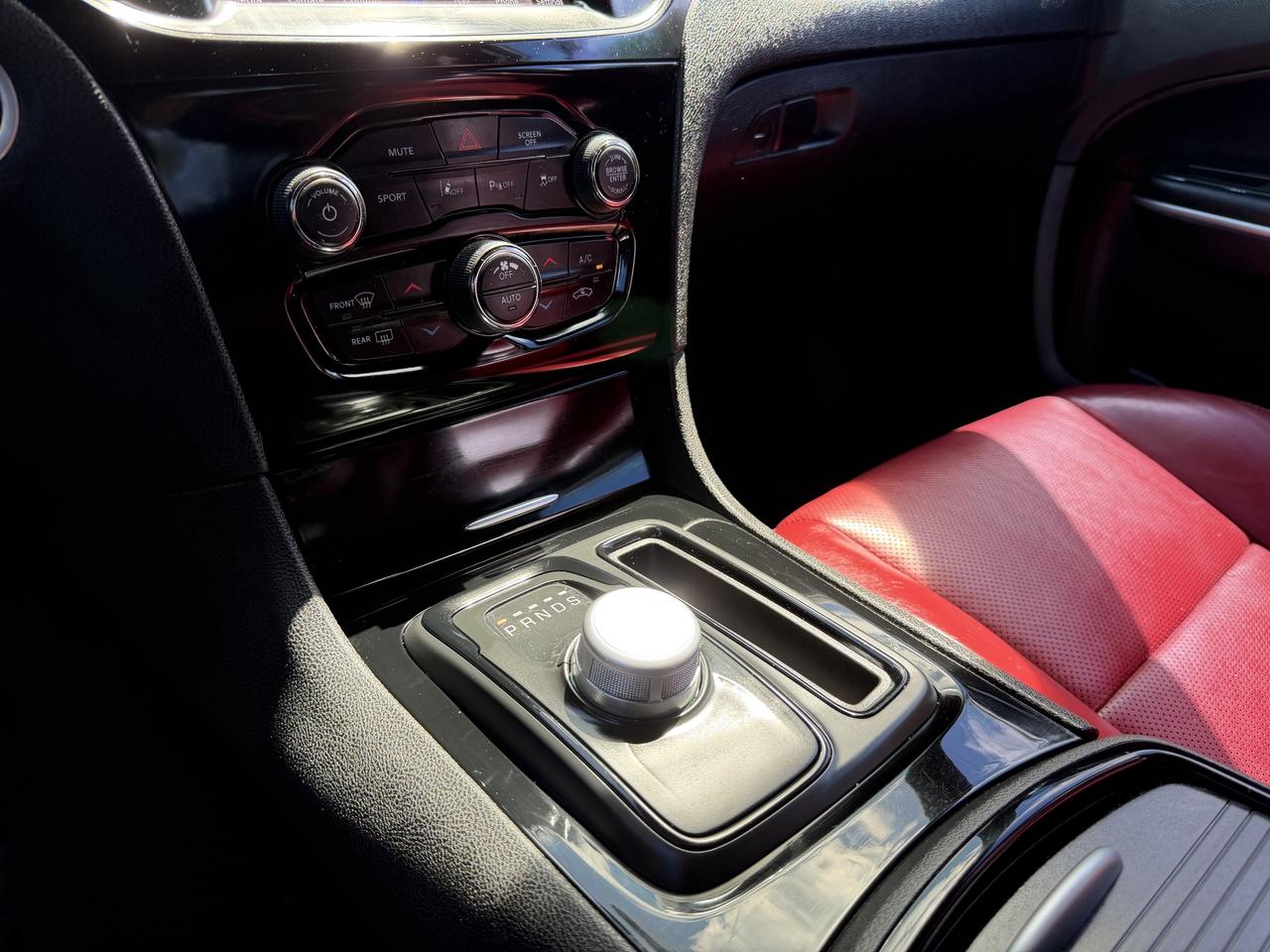 2021 Chrysler 300 300S AWD Photo