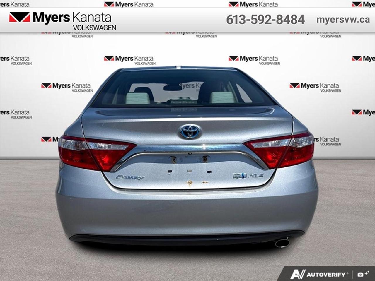 2017 Toyota Camry HYBRID XLE  - Navigation -  Sunroof Photo