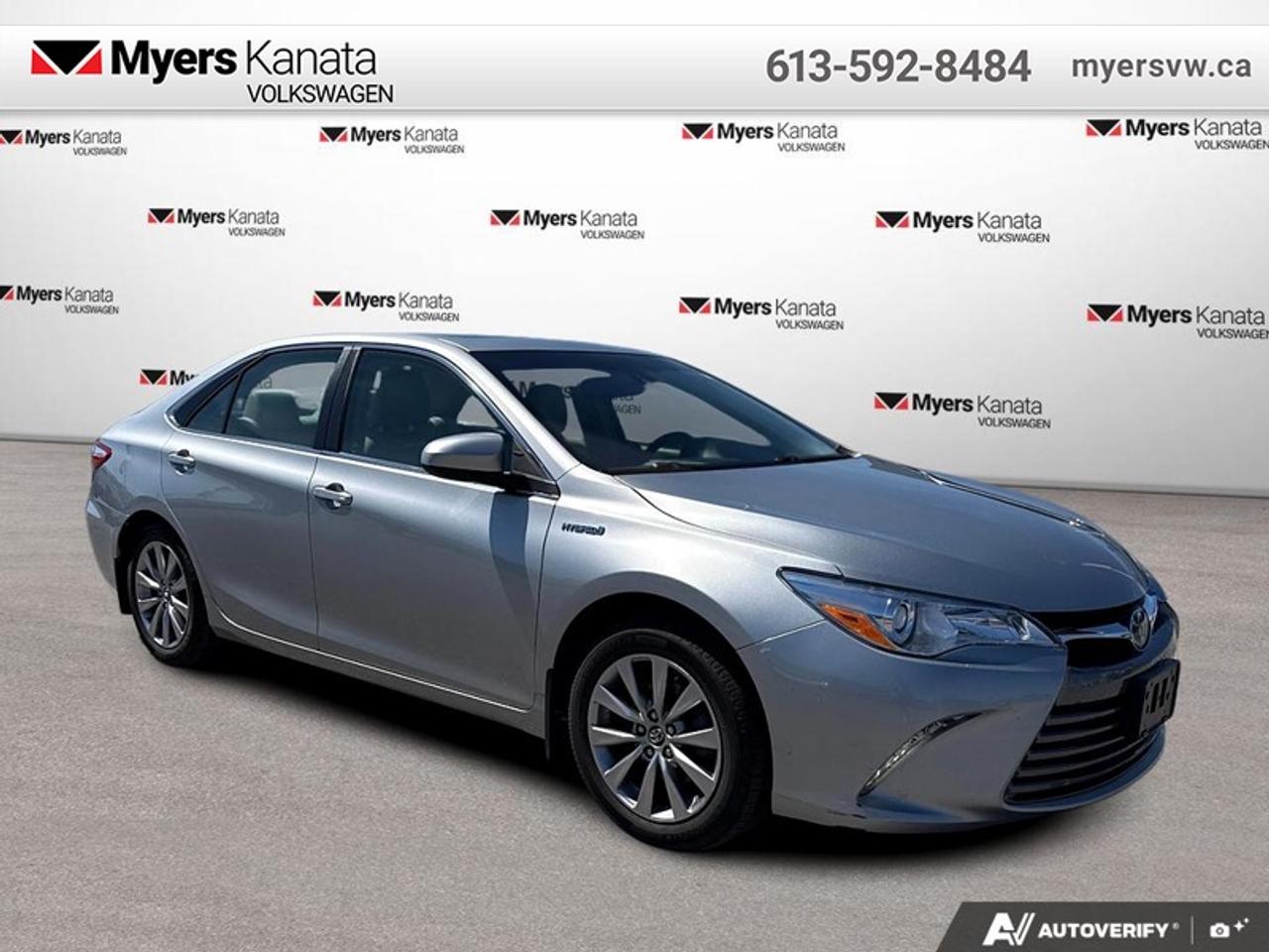2017 Toyota Camry HYBRID XLE  - Navigation -  Sunroof Photo