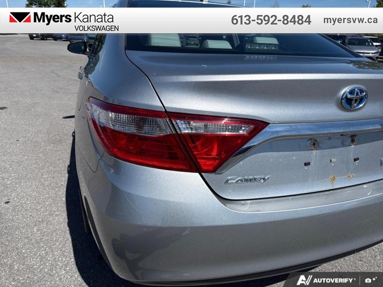 2017 Toyota Camry HYBRID XLE  - Navigation -  Sunroof Photo
