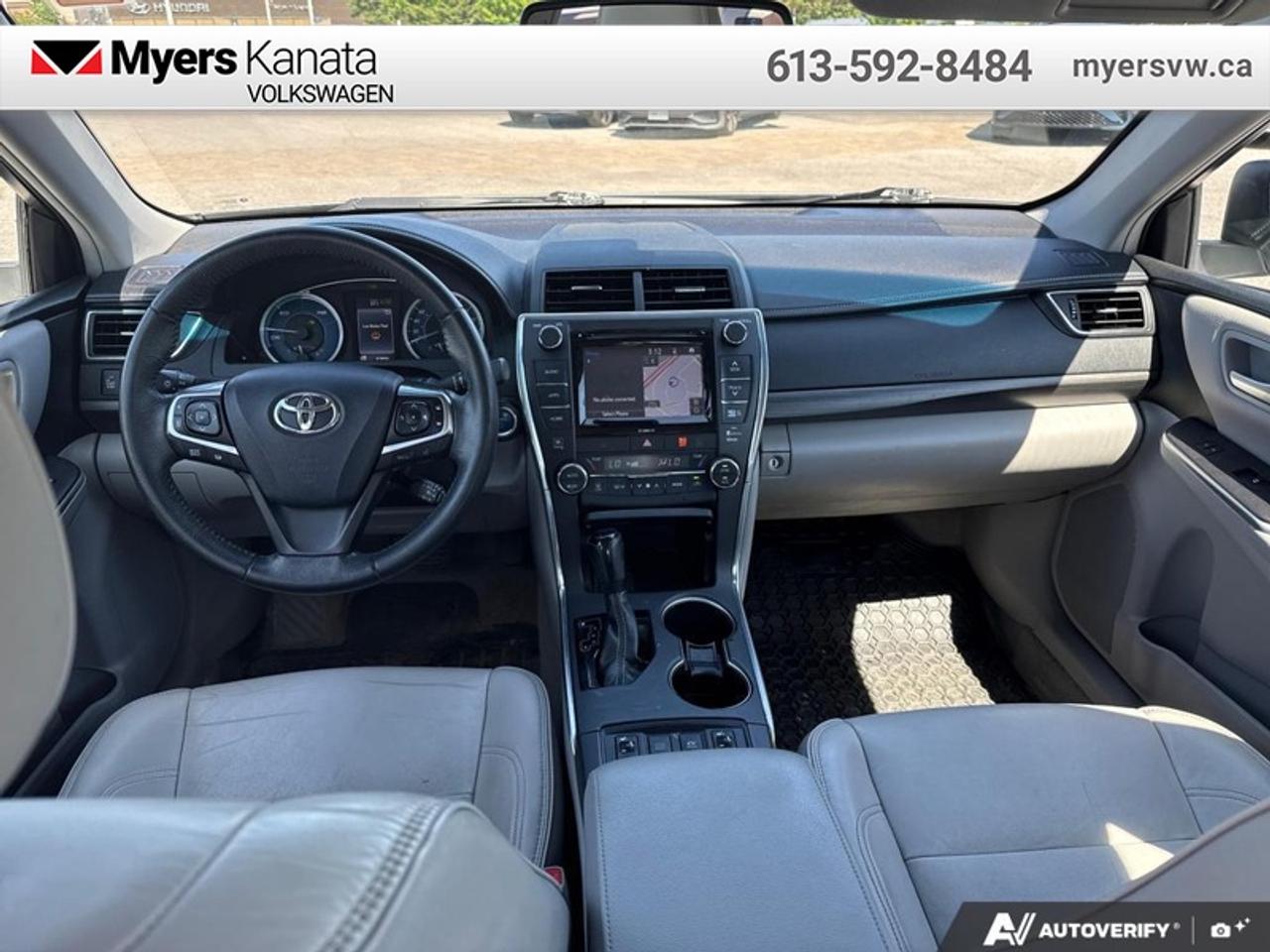 2017 Toyota Camry HYBRID XLE  - Navigation -  Sunroof Photo