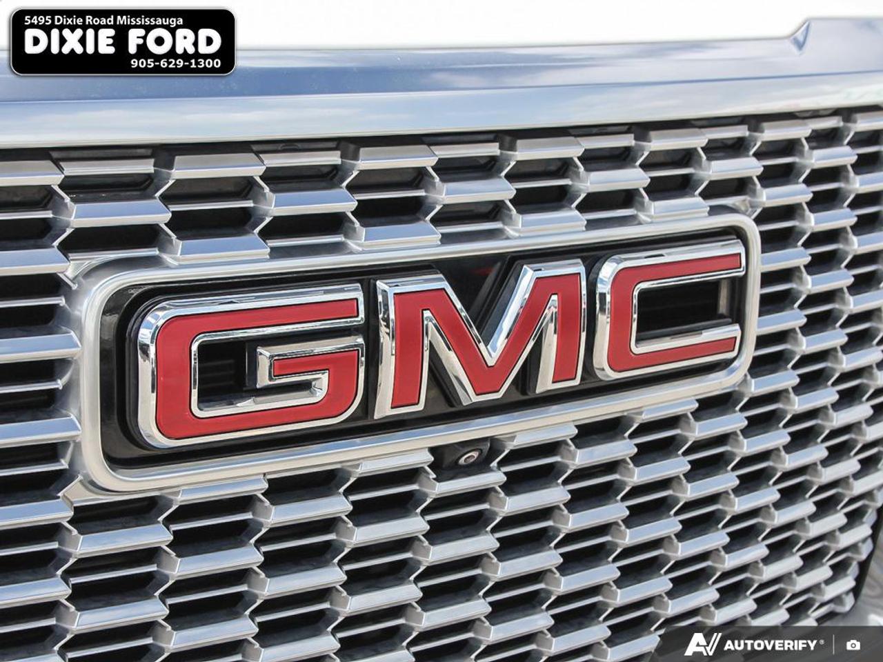 2021 GMC Yukon XL Denali Photo