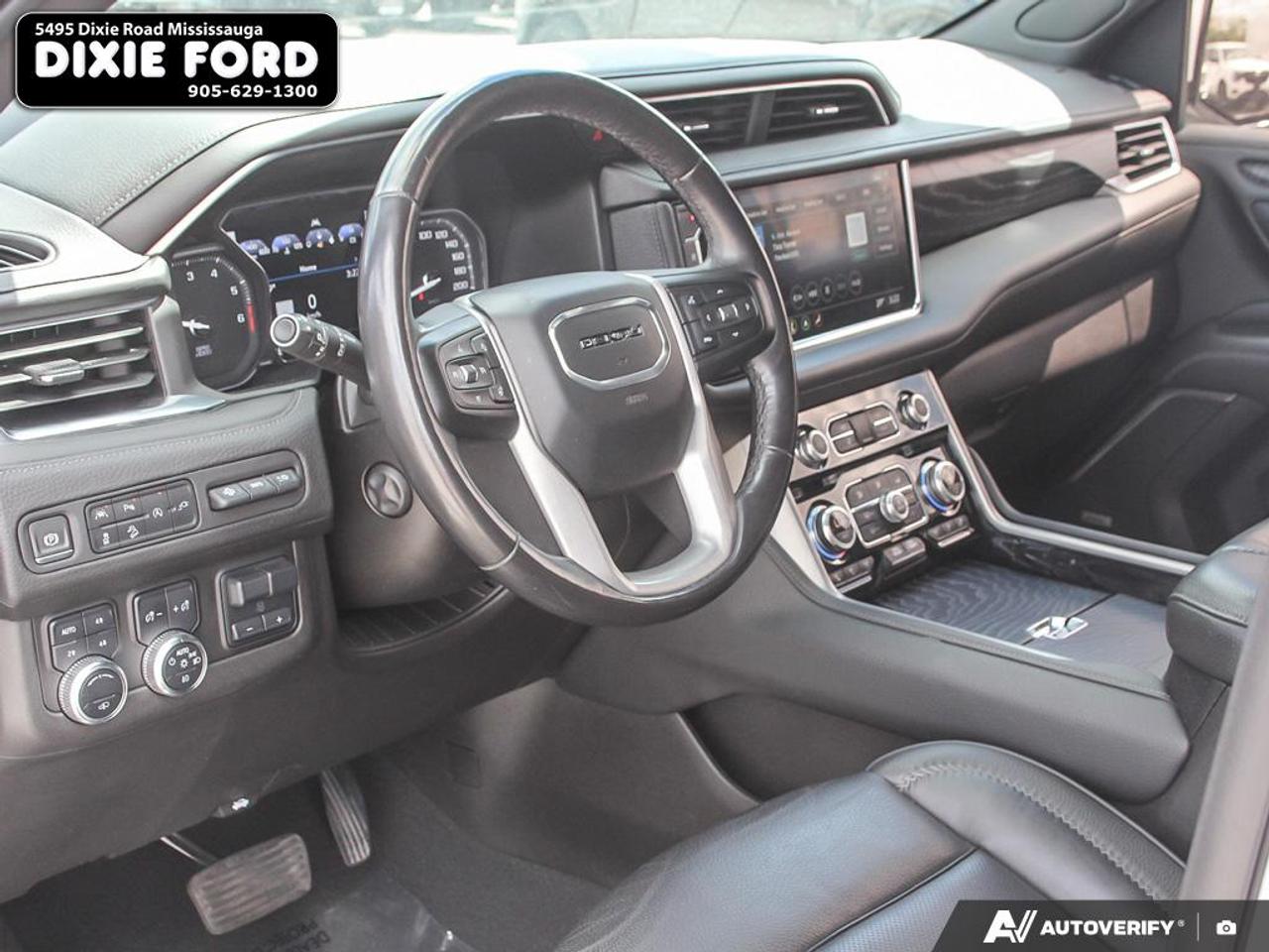 2021 GMC Yukon XL Denali Photo