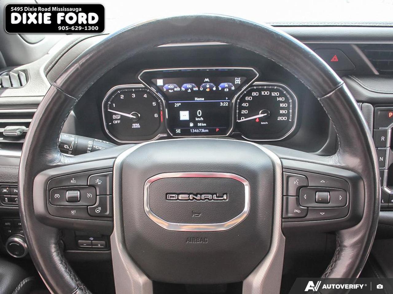 2021 GMC Yukon XL Denali Photo