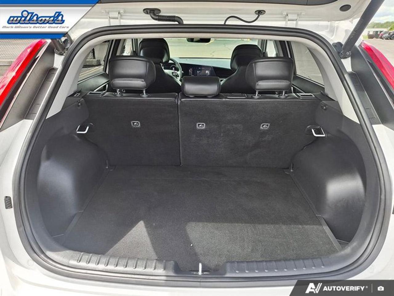 2023 Kia NIRO SX | Leather | Sunroof | Heated + Cooled Seats | Heated Steering | Harman Kardon | and More ! Photo