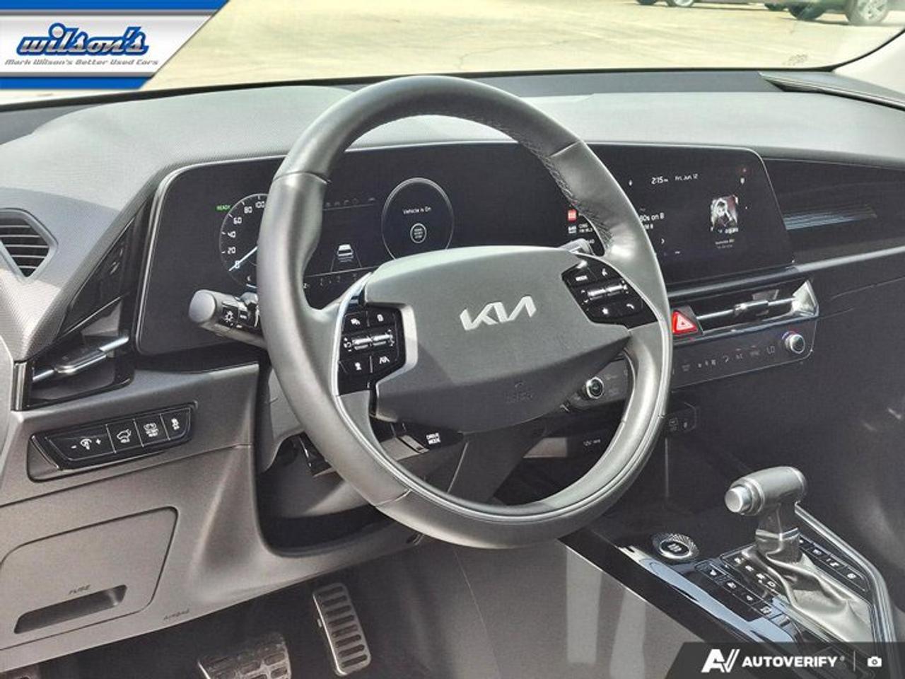 2023 Kia NIRO SX | Leather | Sunroof | Heated + Cooled Seats | Heated Steering | Harman Kardon | and More ! Photo
