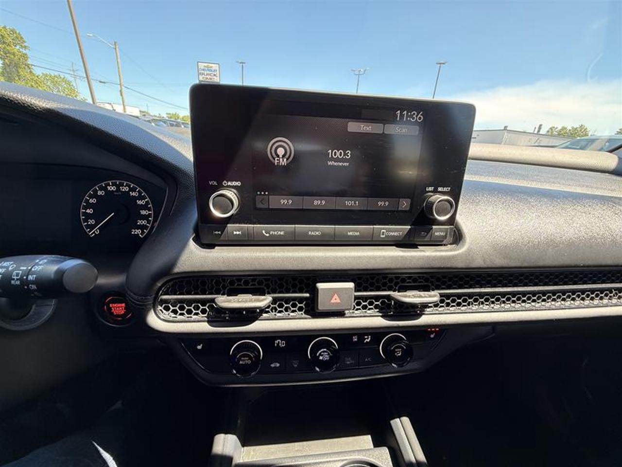2023 Honda HR-V LX 4WD Photo