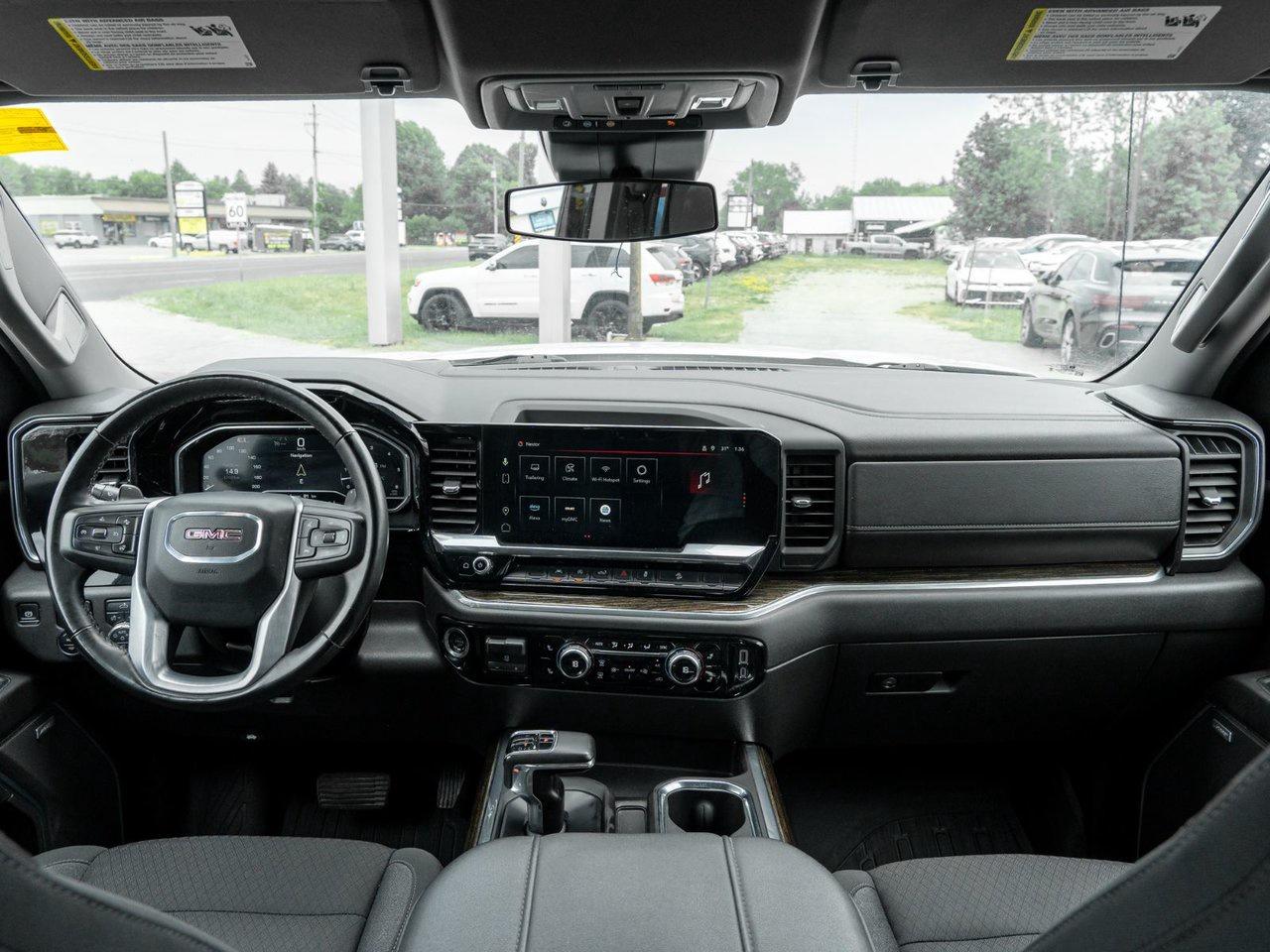 2024 GMC Sierra 1500 ELEVATION Photo