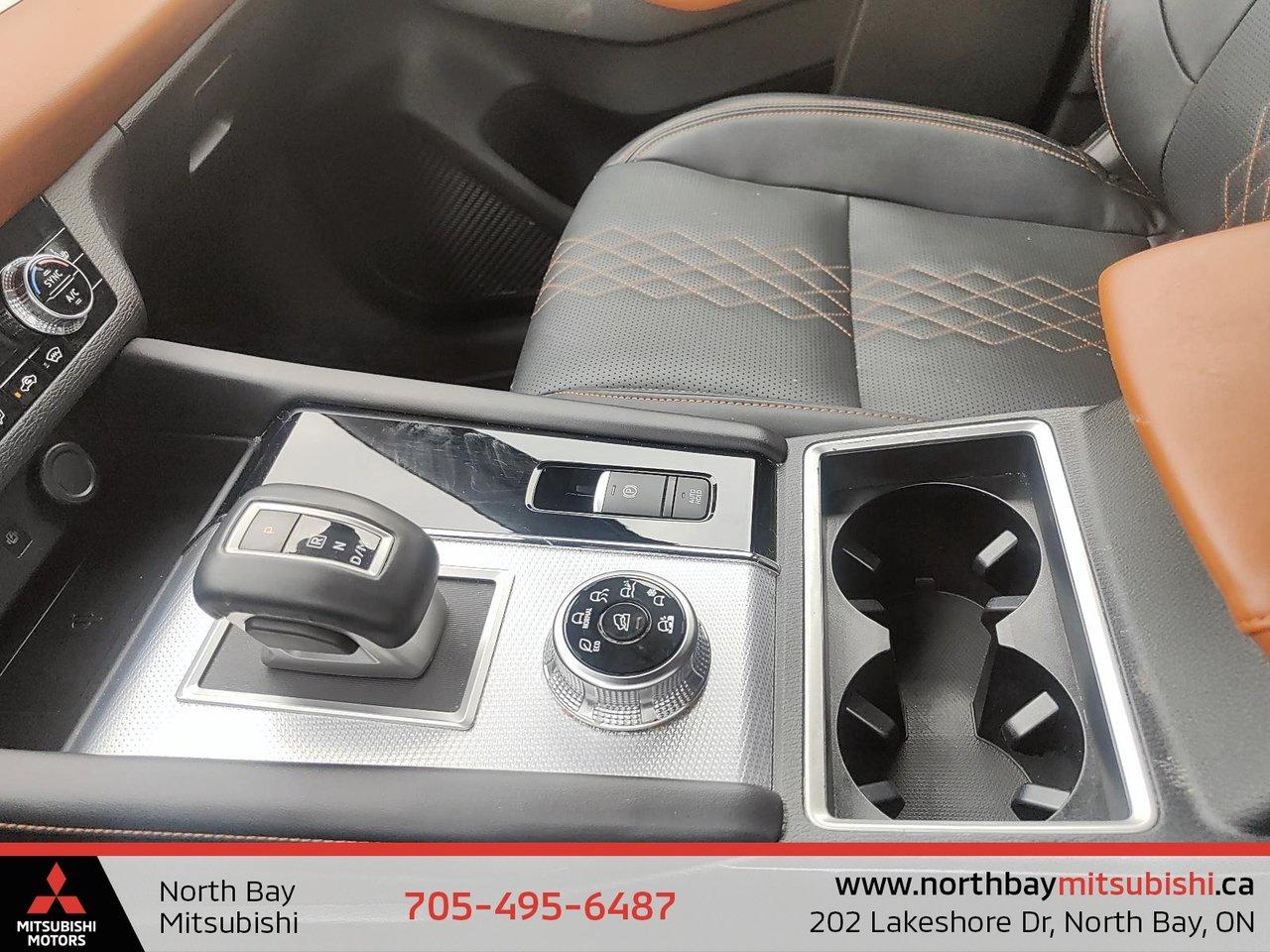 2024 Mitsubishi Outlander GT Photo