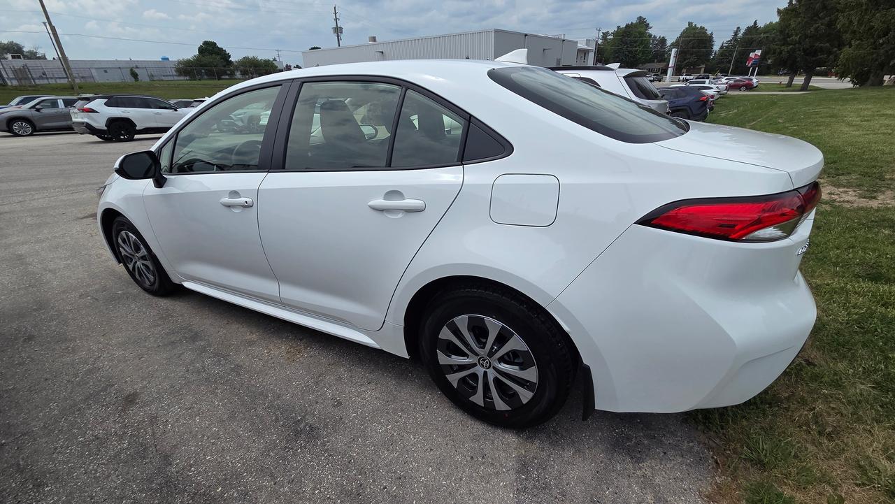 2026 Toyota Corolla Hybrid LE Photo