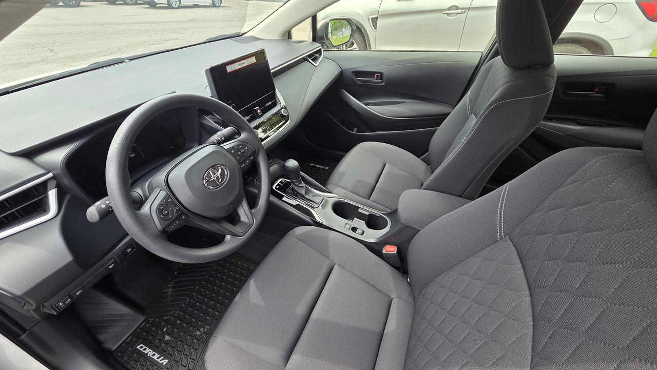 2026 Toyota Corolla Hybrid LE Photo