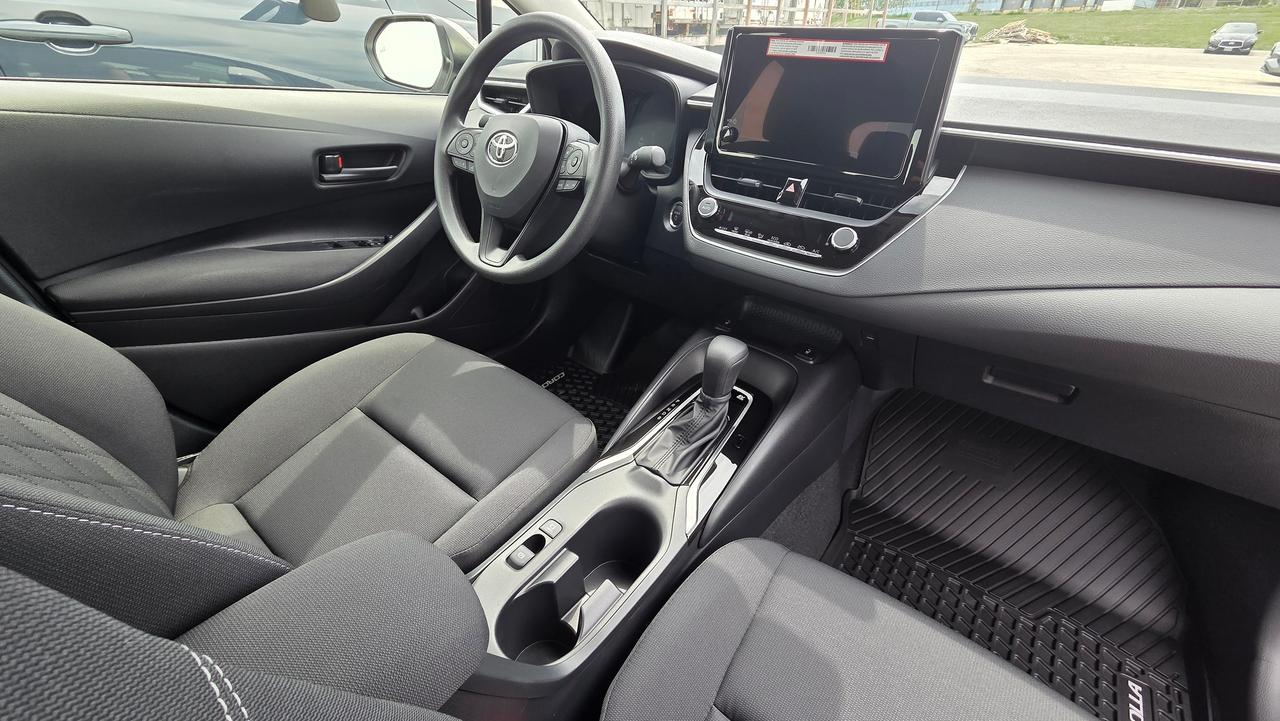 2026 Toyota Corolla Hybrid LE Photo
