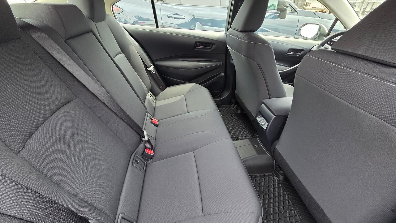 2026 Toyota Corolla Hybrid LE Photo