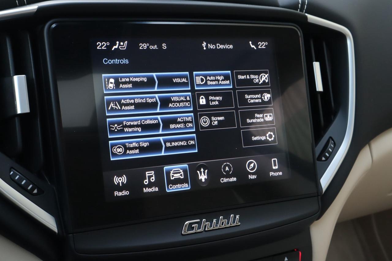 2019 Maserati Ghibli  Photo