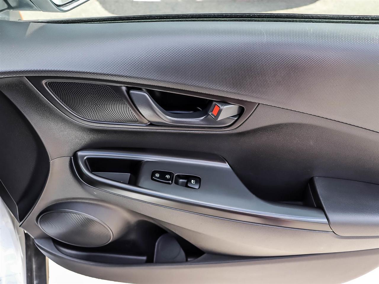 2023 Hyundai KONA Preferred Photo