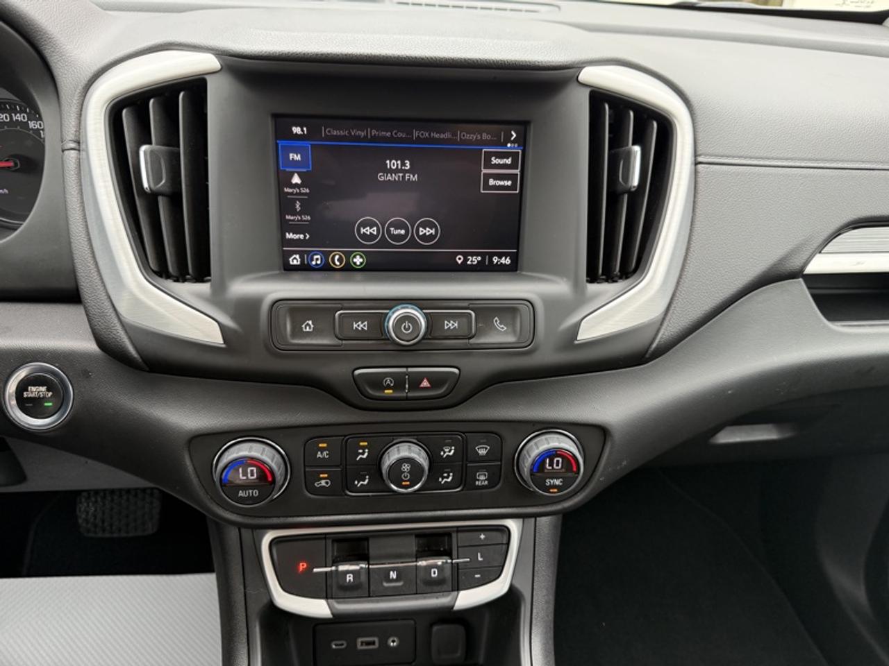 2022 GMC Terrain SLE AWD Photo