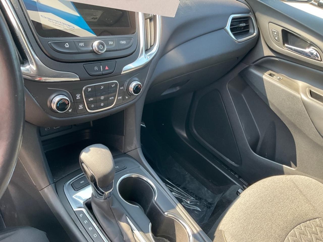 2022 Chevrolet Equinox LT Photo