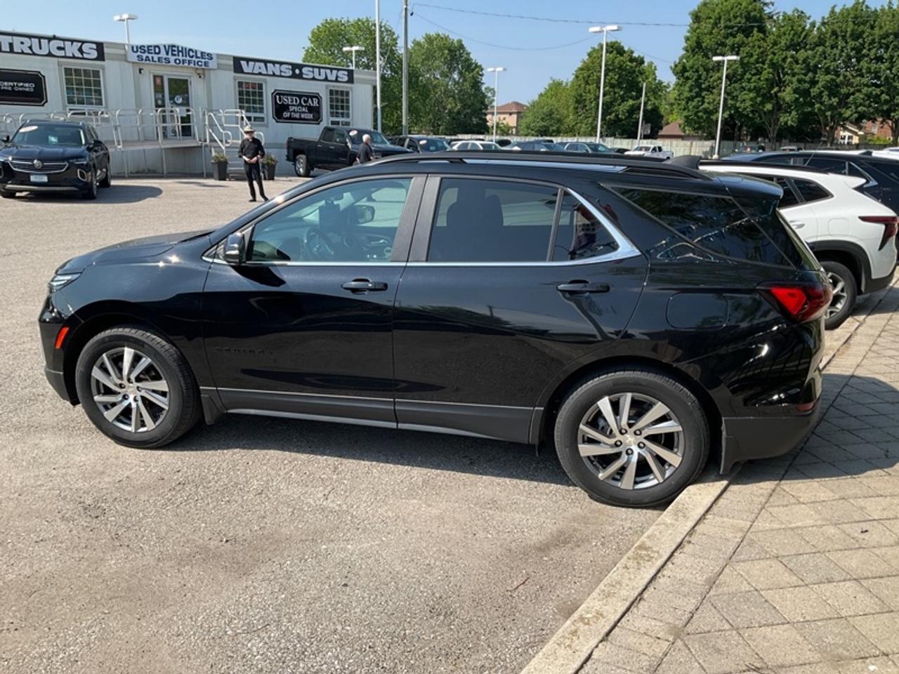 2022 Chevrolet Equinox LT Photo