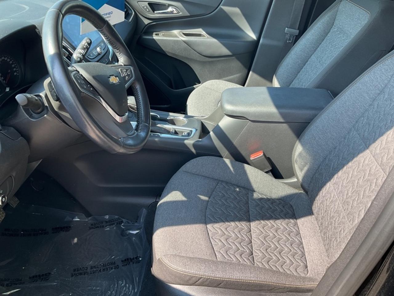 2022 Chevrolet Equinox LT Photo