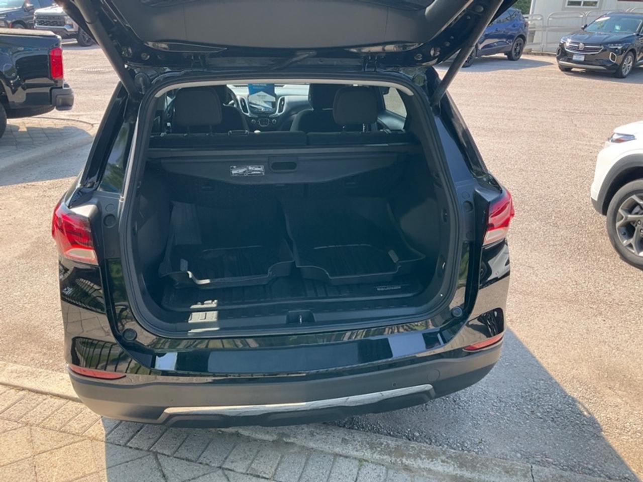 2022 Chevrolet Equinox LT Photo