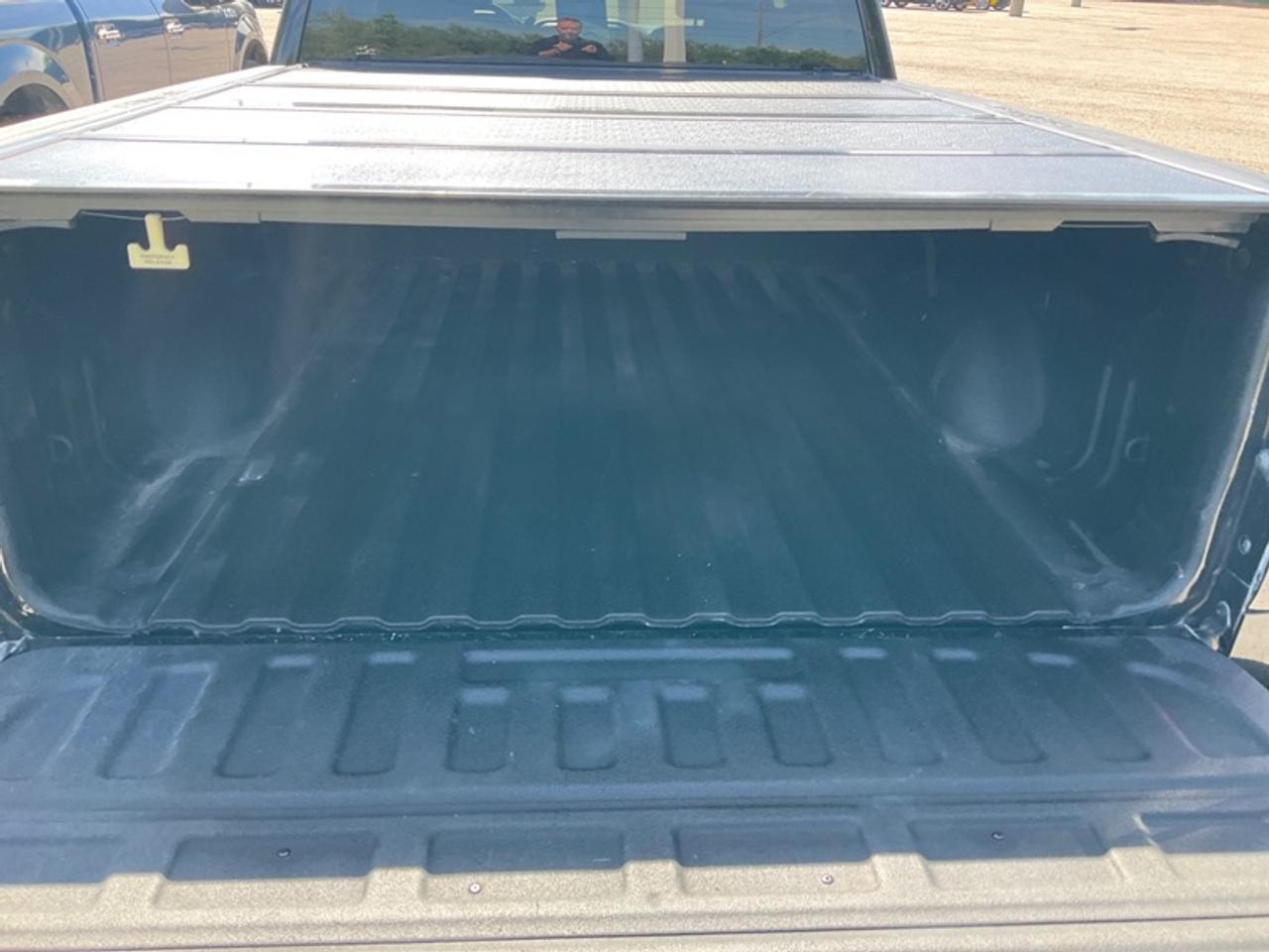 2018 Chevrolet Silverado 1500 LT Photo