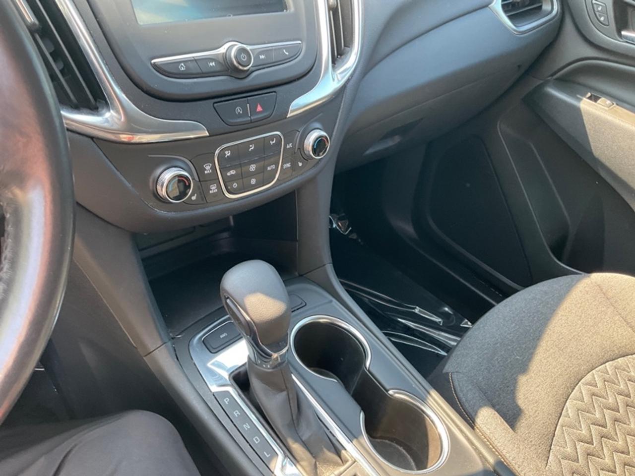 2022 Chevrolet Equinox LT Photo